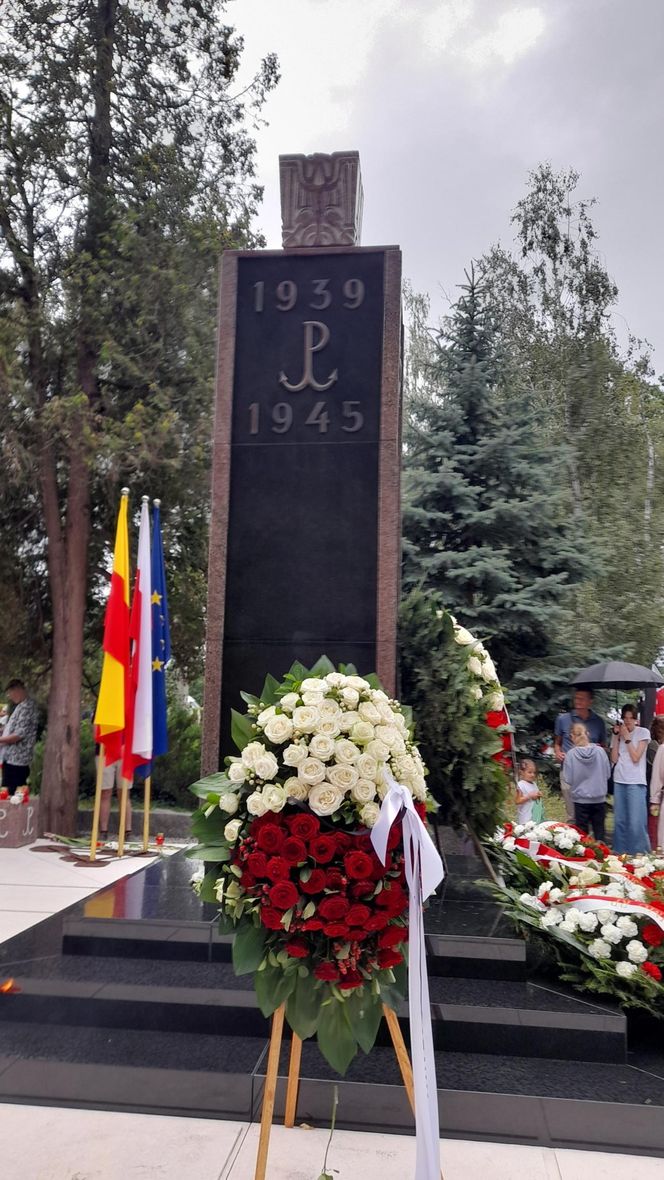 81. rocznica wybuchu Powstania Warszawskiego. Uroczystości przy pomniku Gloria Victis