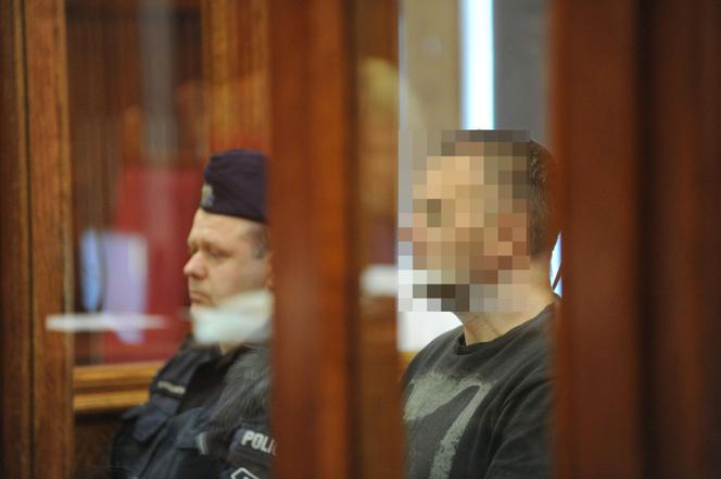 Mieli zlecić zabójstwo policjanta? Obaj stanęli przed sądem w Koszalinie. Co im grozi?