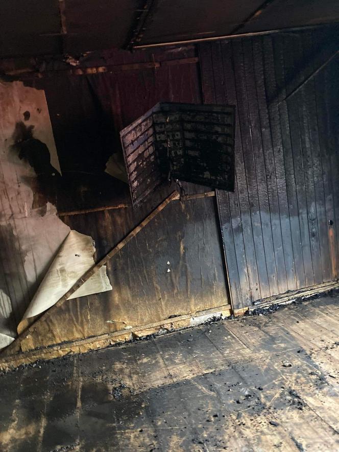 Pożar w Sopotni WIelkiej. Niemal doszczętnie spłonęło poddasze domu rodzinnego