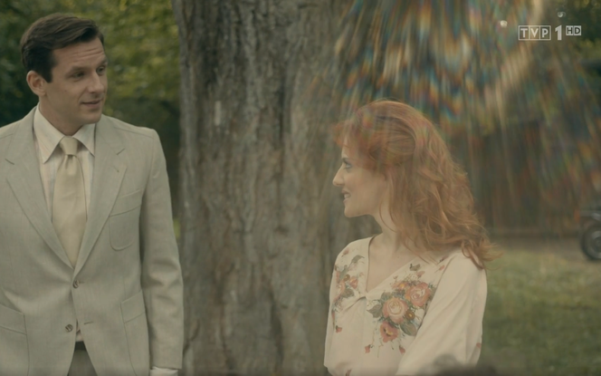 Stulecie Winnych, odc. 42: Kasia (Weronika Humaj), Julian Czerwiec (Jacek Knap)