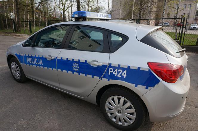 Białystok: Policjanci pilotowali do szpitala samochód z rodzącą kobietą