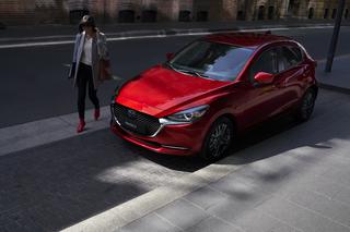 Mazda 2 po liftingu 2020 w polskim CENNIKU. Ma lepsze wyposażenie i jest droższa