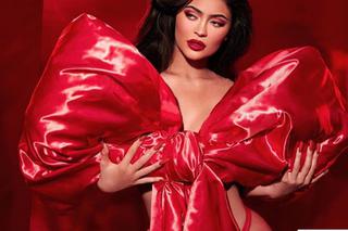 Kylie Jenner w bardzo seksownej wersji promuje nową kolekcję Kylie Cosmetics!