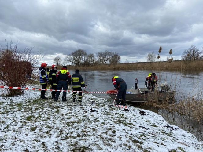 Tykocin. Poszukiwania w rzece Narew