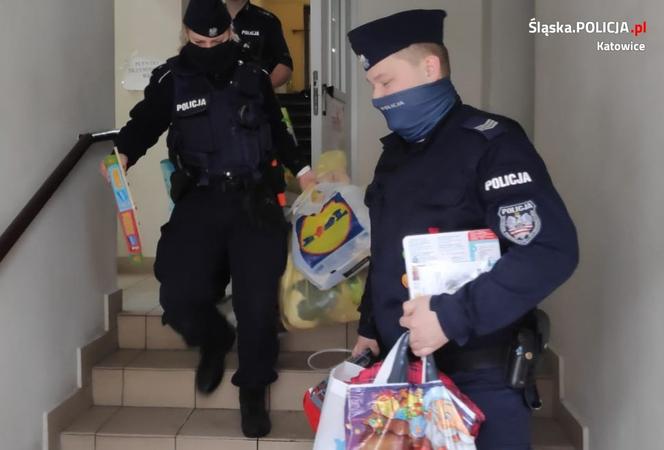 Katowice. Policjanci przekazali dary do domu dziecka