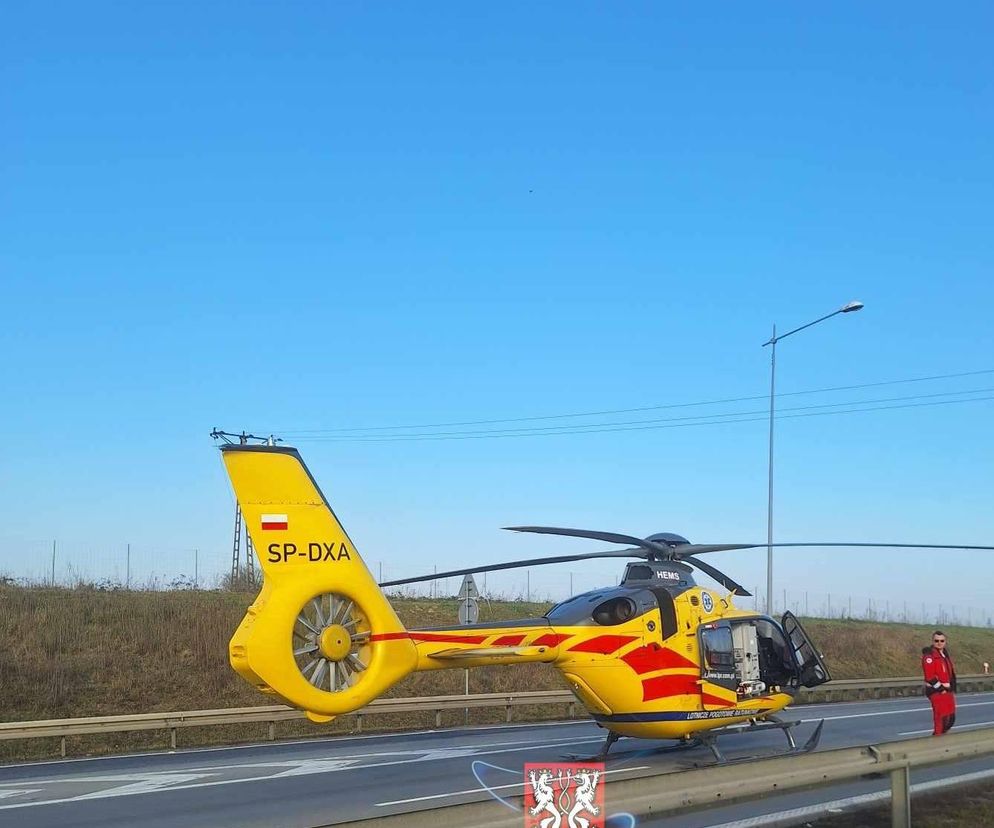 Wypadek na autostradzie A4 pod Wrocławiem. Na miejscu śmigłowiec LPR