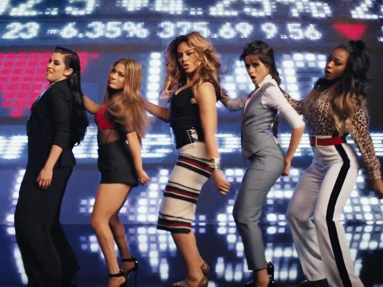 Worth it feat kid ink. Fifth Harmony Worth. Fifth Harmony Worth it. Группа Fifth Harmony Worth it. Worth it Fifth Harmony, Kid Ink.