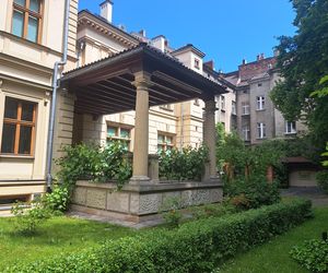 Ogród przy pałacu Czapskich w Krakowie