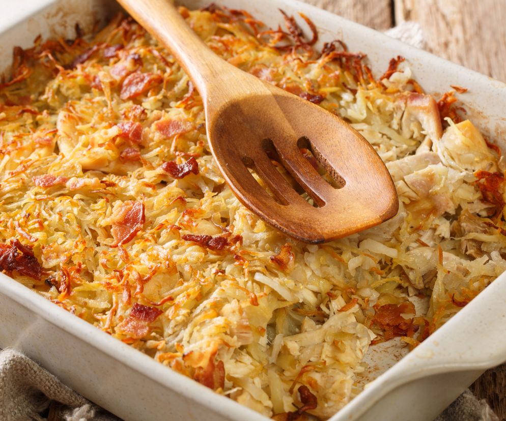 Placek ziemniaczany z blachy: przepis na obfity obiad dla całej rodziny