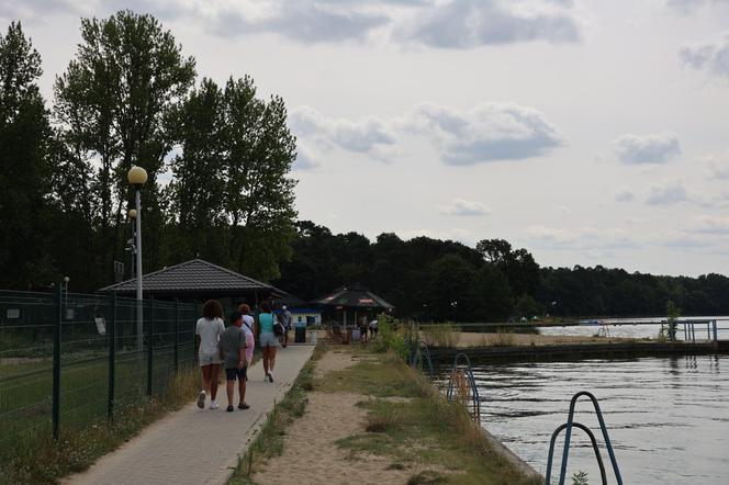 „Plażing i smażing” nad Zalewem Zemborzyckim w Lublinie! Tak się odpoczywa w Lublinie. ZDJĘCIA