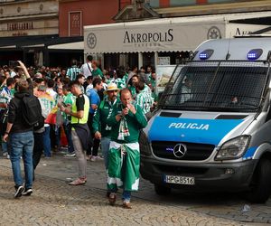 Kibice opanowali Wrocław. Tak wygląda stolica Dolnego Śląska w dniu finału Ligi Konferencji