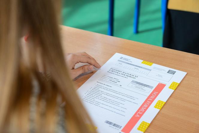 Policja z Żywca strollowała maturzystów - mistrzowskie zagranie funkcjonariuszy