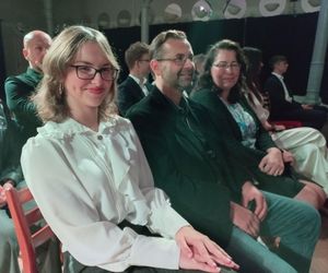Wręczono Leszczyńskie Laury Oświaty. Zdolnym uczniom ze szkół w Lesznie