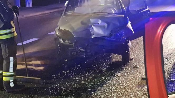 Wypadek na DK 25 w Chmielnikach! Cztery osoby trafiły do szpitala! [ZDJĘCIA]