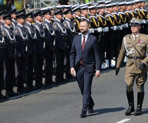 Warszawa. Defilada z okazji Święta Wojska Polskiego