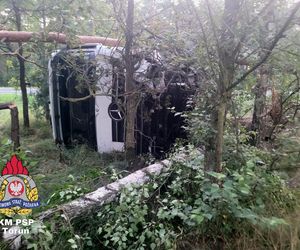 Tragiczny wypadek na DK 10 w Cerpicach. Jedna osoba nie żyje, trasa zablokowana!