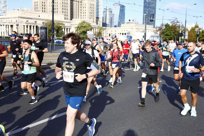 Uczestnicy 46. edycji Nationale-Nederlanden Maratonu Warszawskiego