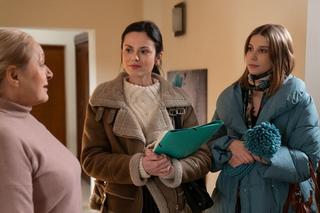 M jak miłość, odcinek 1802: Kasia (Paulina Lasota), Justyna (Magdalena Wieczorek), kierowniczka (Teresa Stępień Nowicka)