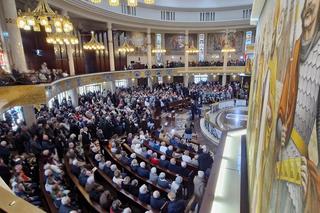 Dylematy ojca Rydzyka w Toruniu. Proponuje kino i mszę zamiast muzeum