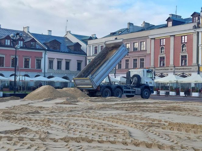 Budowa lodowiska w Zamościu