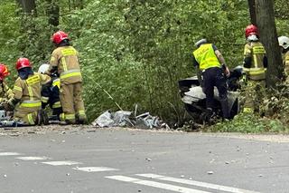 Dachował ,jego auto stanęło w ogniu. Nikt nie zdołał mu już pomóc