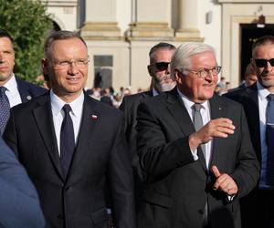 Uroczysta polowa msza święta i Apel Pamięci na pl. Krasińskich