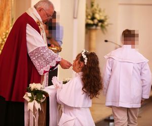Iwona Węgrowska wyprawiła córce komunię