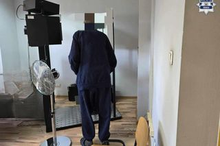 Horror w parku w Knurowie. Poszło o pieniądze. 69-latek zranił kolegę i uciekł