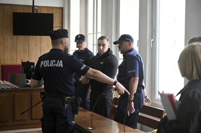 Łukasz Ż. stanął przed sądem. Przeprosił i częściowo przyznał siędo winy. Jego kolega: „Nie pomagałem Łukaszowi”