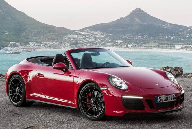 Porsche 911 Carrera GTS Cabriolet