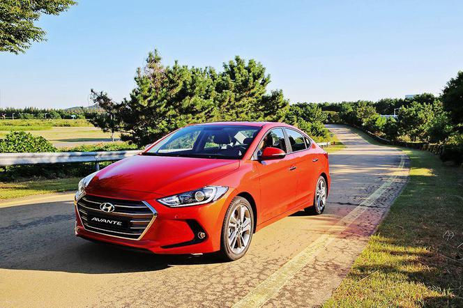 Hyundai Elantra VI generacja