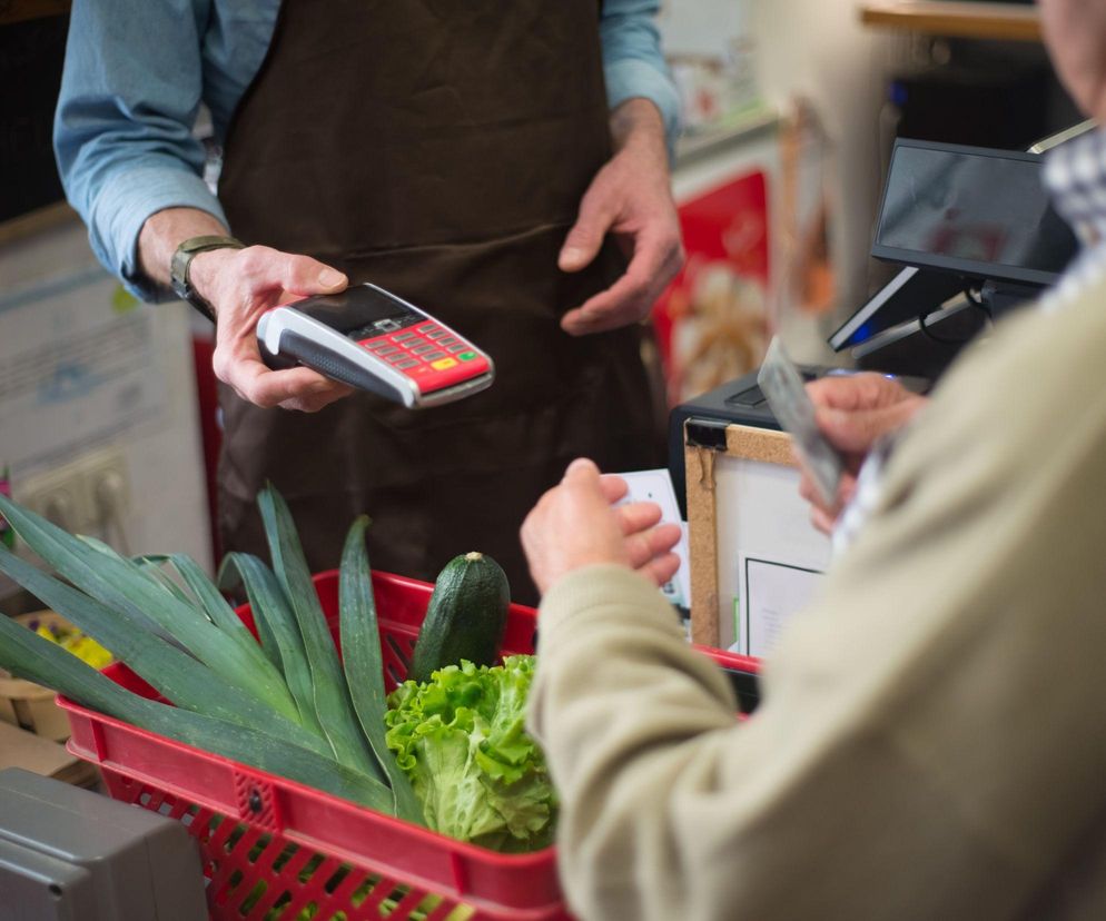 Czy 2 listopada 2025 sklepy są otwarte? Sprawdź, gdzie zrobisz zakupy w Dzień Zaduszny