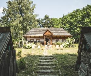 Nadwiślański Park Etnograficzny i zamek Lipowiec - idealne połączenie na weekend. Zwiedzaj z Wędrownymi Motylami