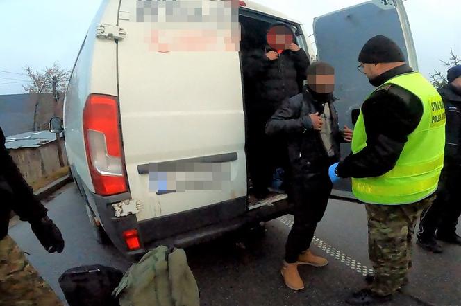 Zatrzymanie busa z cudzoziemcami 