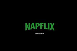 NAPFLIX jest najnudniejszą telewizją na świecie. Cierpisz na bezsenność? To w sam raz dla ciebie! [WIDEO]