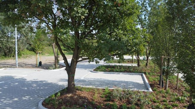 Nowy parking przy pętli Turkusowa