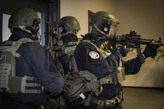 Ćwiczenia policyjnych kontrterrorystów z Rzeszowa i żołnierzy z Gliwic [ZDJĘCIA]