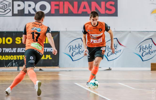 FC KJ Toruń - Piast Gliwice 2:5