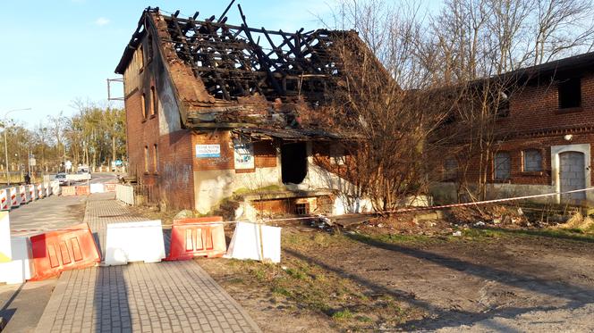 Iławscy radni apelują. Czas zrobić coś z niszczejącym zabytkowym młynem