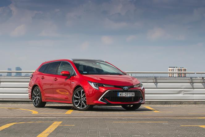 Nowa Toyota Corolla TS Hybrid 2019: największe wady i zalety - TEST, OPINIA