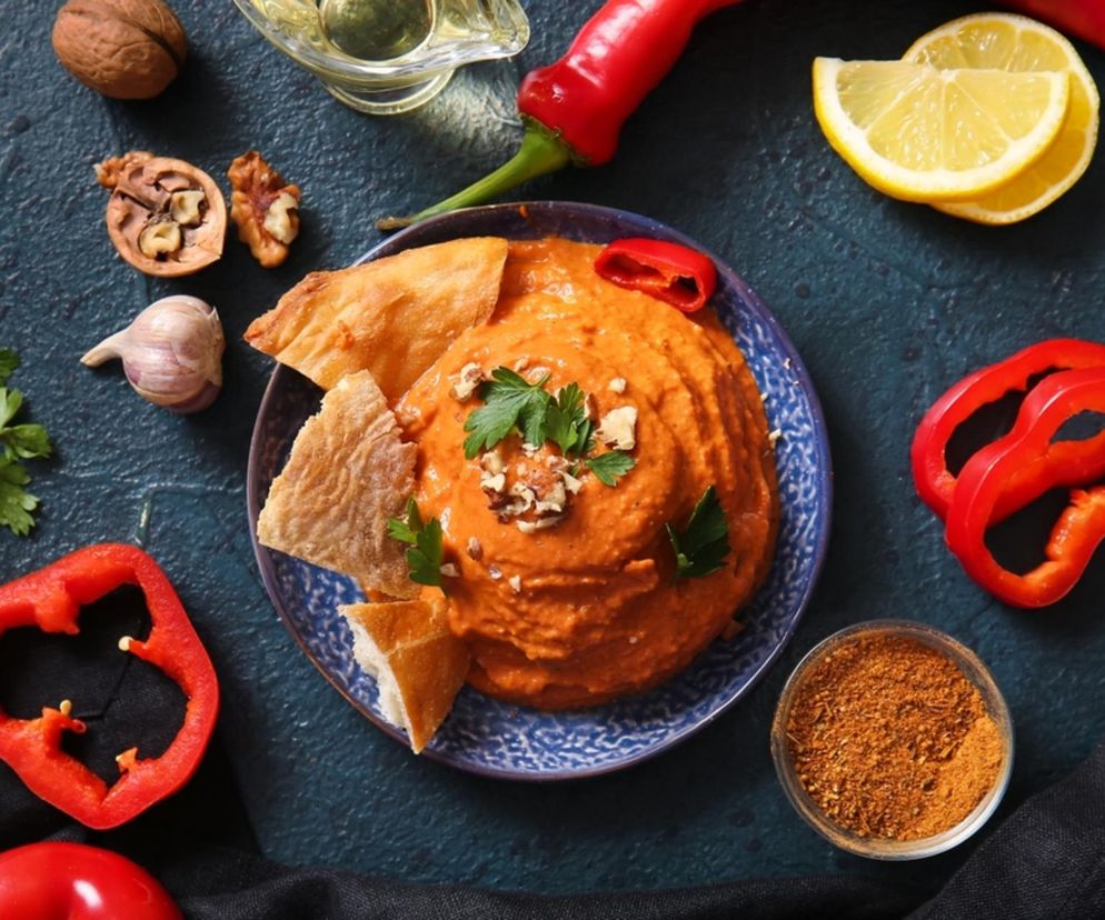 Ta pasta zachwyca smakiem i aromatem. Robię ją zamiast hummusu
