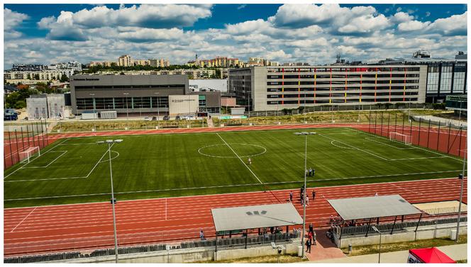 Nowy stadion Politechniki Świętokrzyskiej już otwarty. Robi wrażenie!