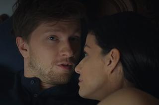 M jak miłość odc. 1731. Łukasz (Jakub Józefowicz), Patrycja (Alżbeta Lenska)