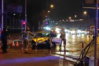 Zderzenie trzech aut na Wale Miedzeszyńskim