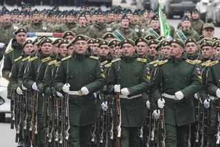 Zełenski i rosyjska armia przy granicy z Ukrainą 