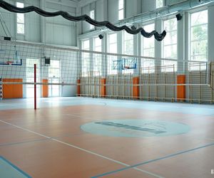 Hala sportowa przy ZSHG w Gdyni, ul. Morska 77