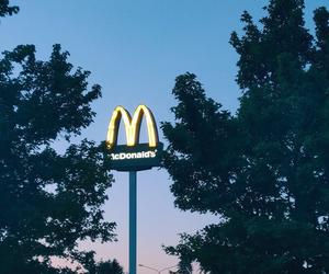 McDonald’s 8 czerwca 2023 – czy jest otwarty w Białymstoku? Od której do której czynna restauracja?