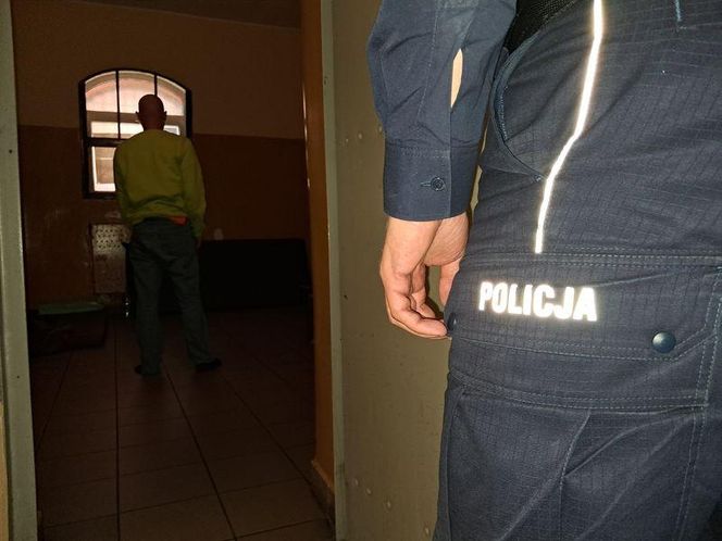 88-latek oszukany metodą na wnuczkę przez własną wnuczkę. Policjanci: "Jakie towarzystwo, takie pomysły"