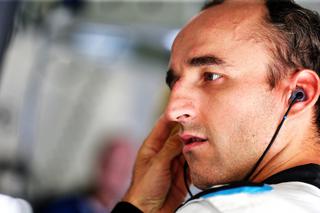 Robert Kubica prowadzi POWAŻNE negocjacje z mocnym zespołem F1. Znamy szczegóły!