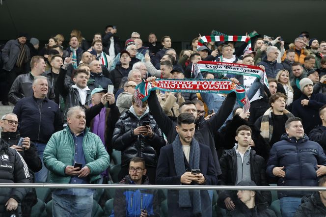 Legia Warszawa - Lech Poznań: Zdjęcia kibiców z klasyku i 13. kolejki PKO BP Ekstraklasy